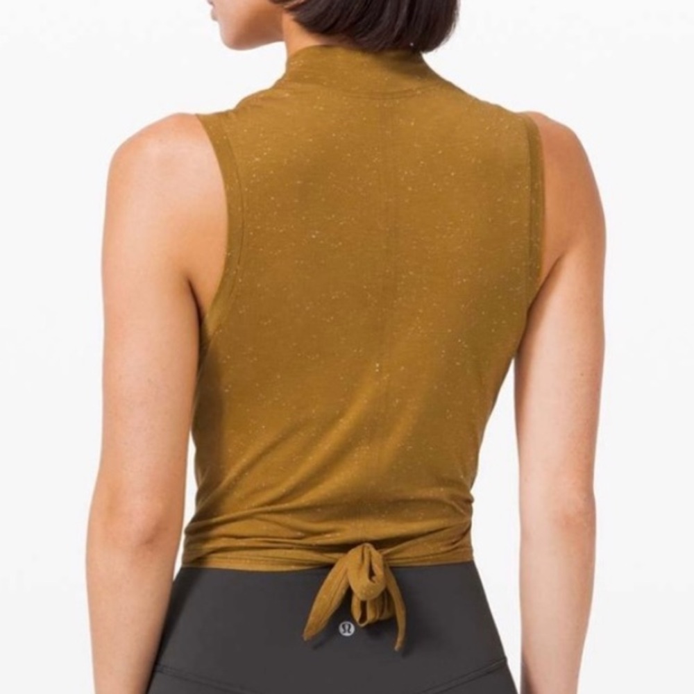 Lululemon - Picture 5 of 9